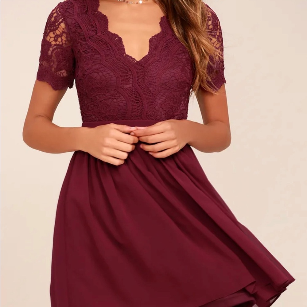 Lulus Angel in Disguise dress, burgundy